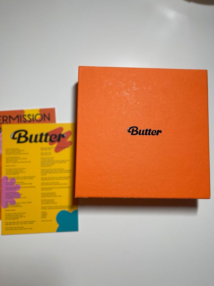 BTS Butter Album Peaches BINDER diy binder pages self made in Dormagen