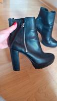 Schicke Absatzschuhe mit seitl. Reißverschluss Baden-Württemberg - Ravensburg Vorschau