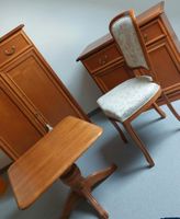 Tisch und Stuhl Möbel kirchfarben top Zustand Sachsen - Heidenau Vorschau