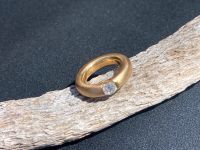 Goldring mit einem Brillanten ca. 0,5 ct * 14 Karat Gold matt Nordrhein-Westfalen - Dinslaken Vorschau