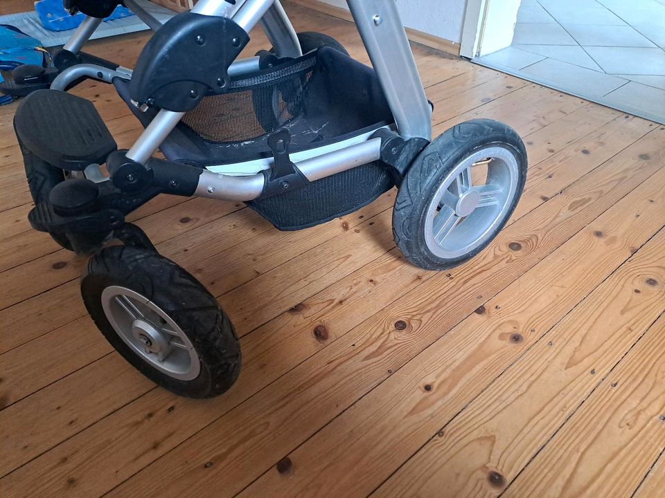 Kinderwagen von ABC Design Viper 4s in Barsinghausen