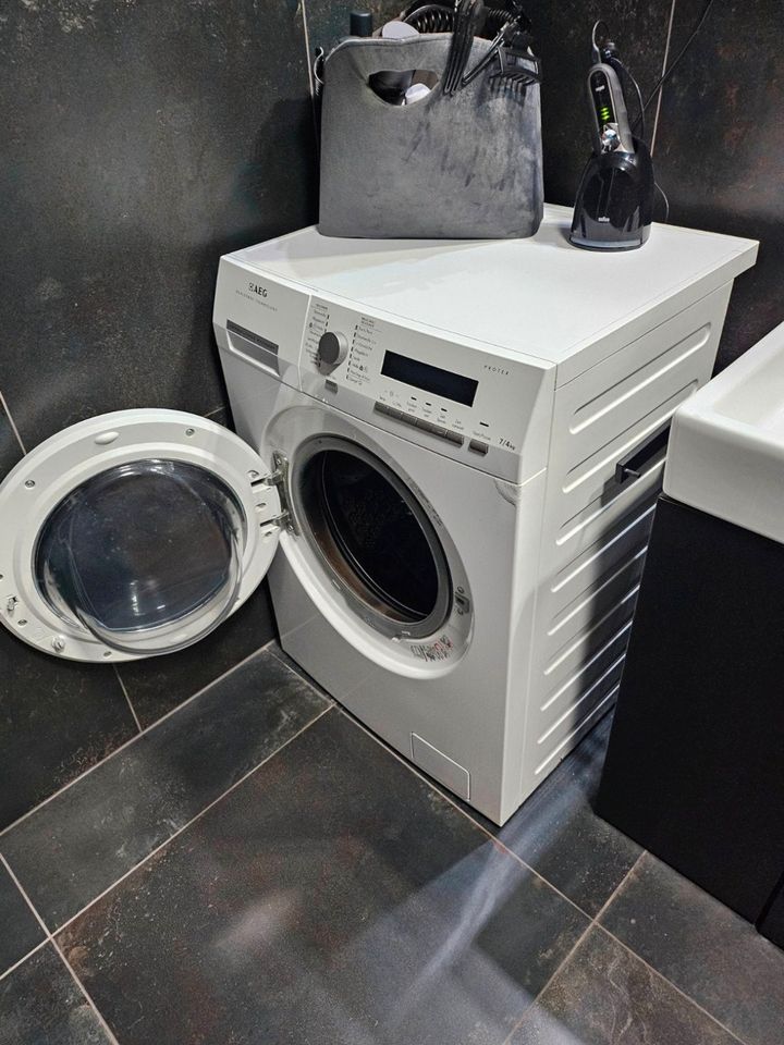 AEG L75674NWD Waschtrockner Waschmaschine inkl. Trockner in Dresden