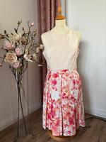Orsay Kleid mit Blumenmuster aprikose, rot, korallrot Gr. 40 Hessen - Groß-Gerau Vorschau