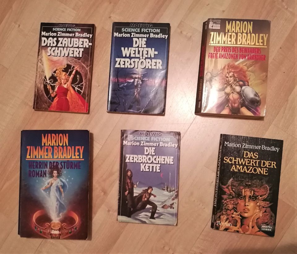 Marion Zimmer Bradley: Science Fiction Amazonen Zauberschwert in Marktbreit