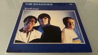 The Shadows Vinyl Album ‎– Life In The Jungle – Deutschland 1982 Innenstadt - Köln Altstadt Vorschau