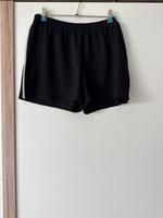 Champion kurze Damen Sporthose schwarz S Kr. München - Neubiberg Vorschau