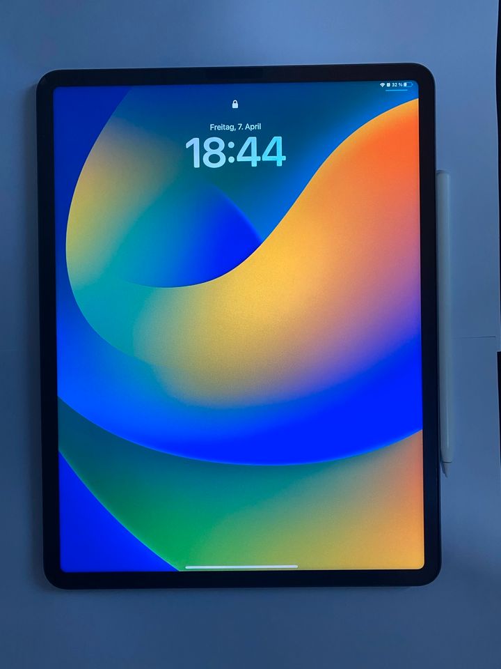 iPad Pro 12,9 Zoll 5. Gen M1 256 GB WIFI 2021 in Magdeburg