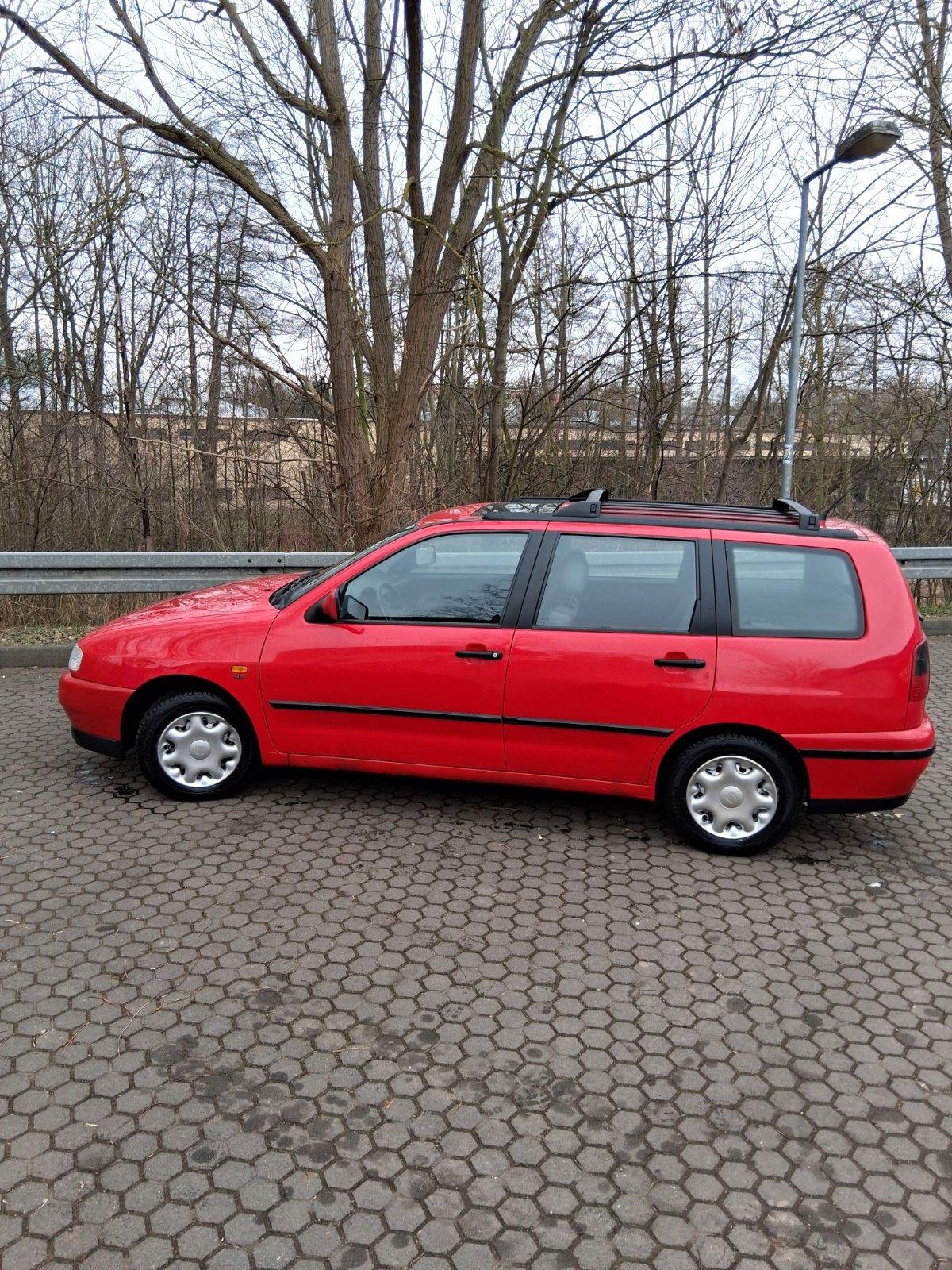 Abbildung des Autos Seat Cordoba Vario, schö…