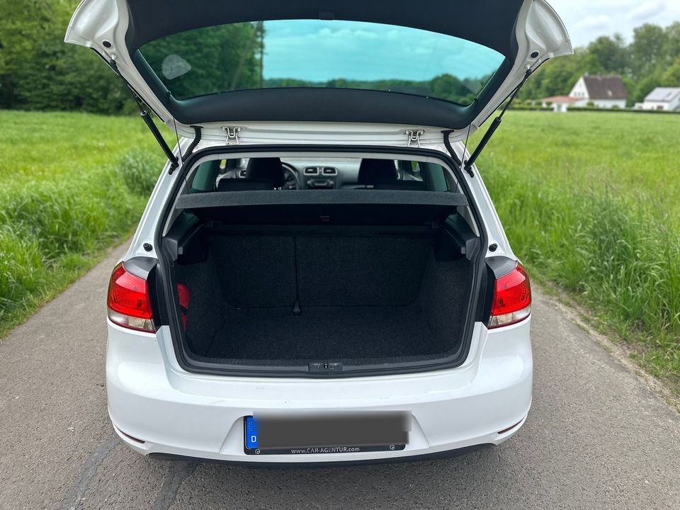 Volkswagen Golf 6 1.4 Trendline in Bielefeld
