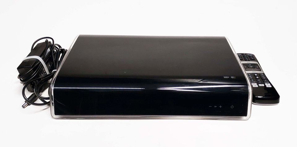 Unitymedia Horizon HDTV Box Kabel Recorder Samsung SMT-G7401 XEN in  Baden-Württemberg - Hockenheim | TV Receiver gebraucht kaufen | eBay  Kleinanzeigen ist jetzt Kleinanzeigen