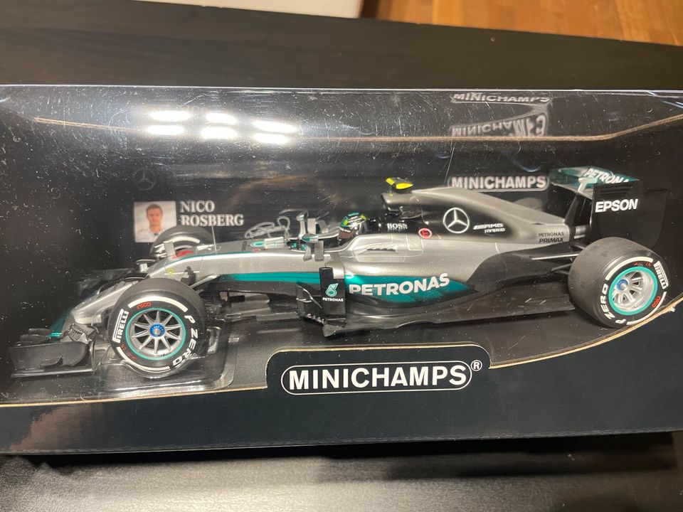 Nico Rossberg 1:18 Minichamps GP 2016 in Schlehdorf