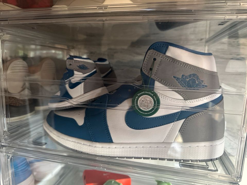 Nike Air Jordan 1 Retro High OG True Blue 47 neu und original in Isselbach