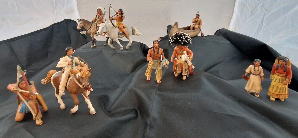 Schleich 'Wild West' - Fast vollständig: 'Sioux-Indianer' in Ellerhoop