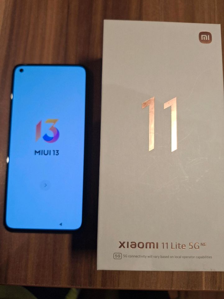 Xiaomi 11 Lite 5G in Bad Segeberg