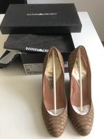 Emporio Armani Pumps High Heels - Plateauschuhe, NEU, Gr. 38 Düsseldorf - Flingern Nord Vorschau