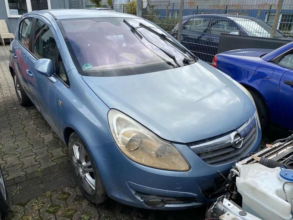 Opel Corsa D 5 trg Ersatzteile Gebrauchtteile SCHLACHTFEST in Köln