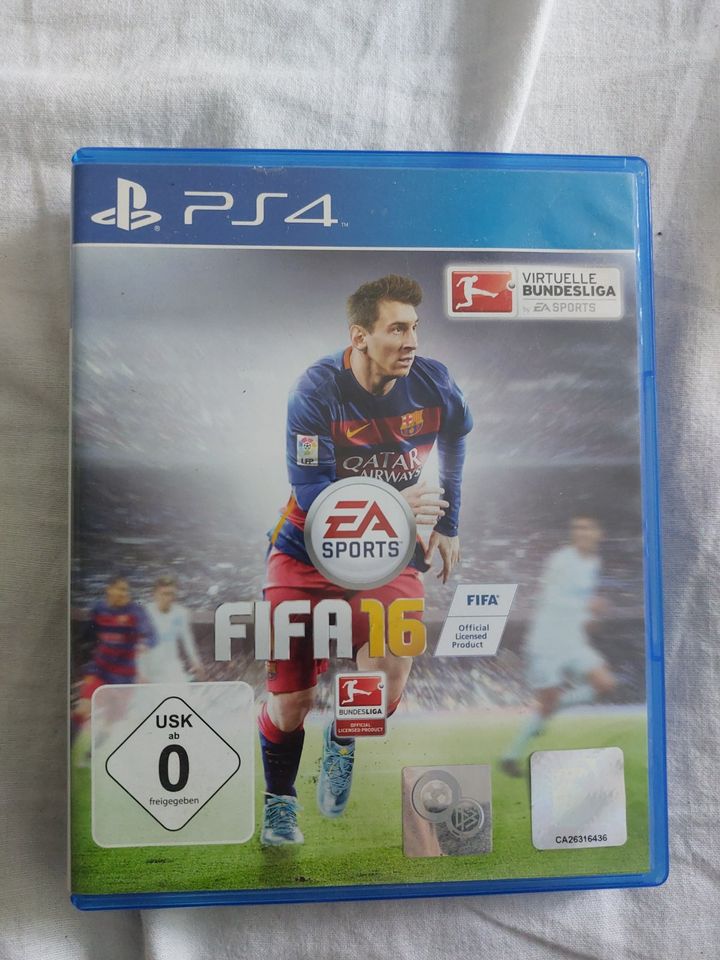 PS4 Fifa 16 in Kalefeld