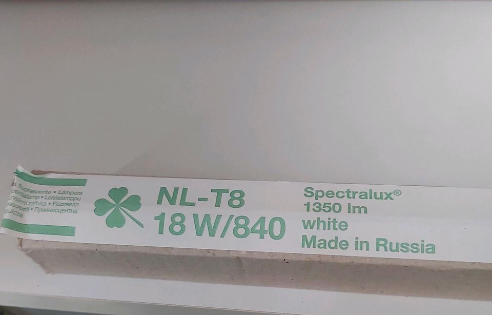 Leuchtstoffröhren - 18 Stück NEU NL-T8  18W/840 in Hilden