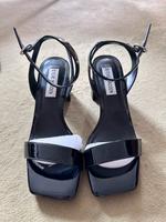 Steve Madden Heels/Sandals Größe 37 München - Sendling Vorschau