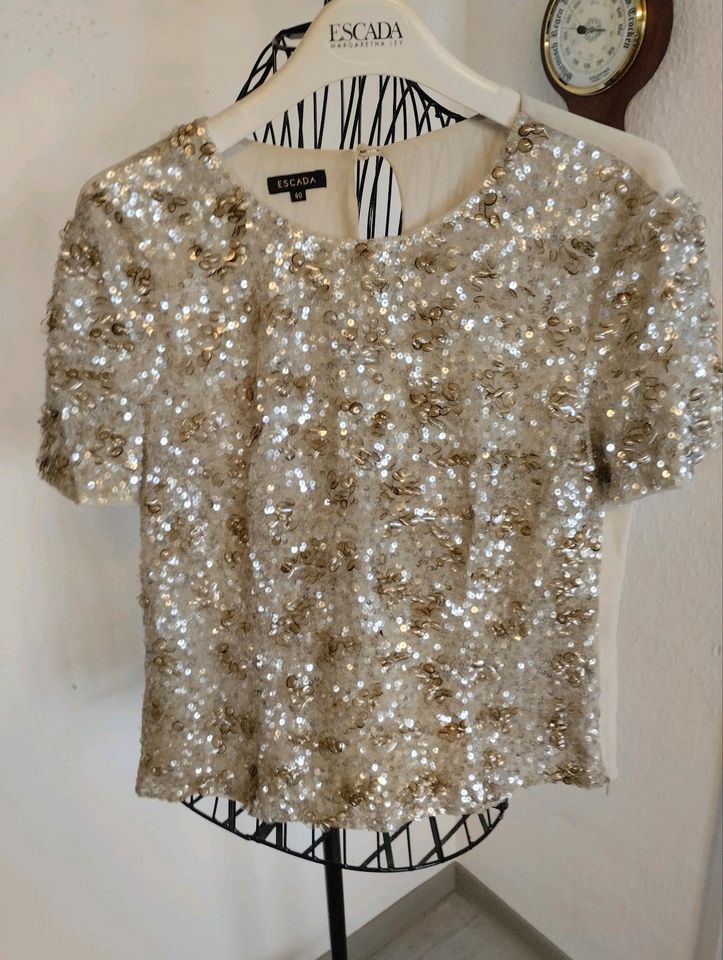 Escada Pailletten Top Shirt Seide Gr. 40 beige in Harrislee