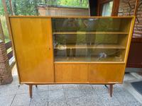Alte DDR Anrichte Vitrine Glasvitrine 60er Jahre Sachsen-Anhalt - Gardelegen   Vorschau