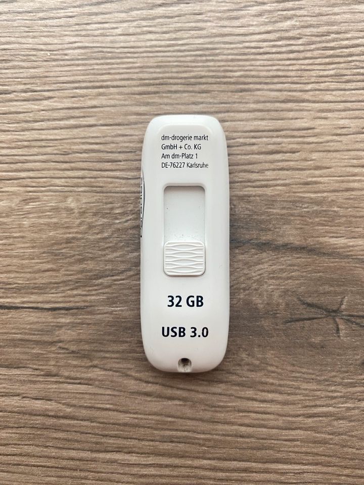 USB Stick Paradies DM Weiss 32GB 3.0 schiebbar in Tuttlingen