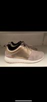 Nike Sneaker Modell *Roshe Run* Limited Edition Bayern - Stein Vorschau