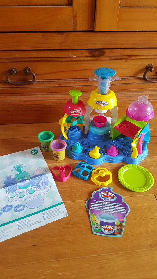 Play doh Set Sweet Shoppe Törtchen backen in Jena