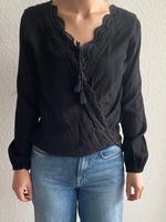HOLLISTER Bluse schwarz 34 TOP Häkelspitze XS langarm Rheinland-Pfalz - Vallendar Vorschau