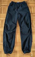 Bershka Parachute Hose 1 x schwarz / 1 x grün neu Nordrhein-Westfalen - Nettetal Vorschau