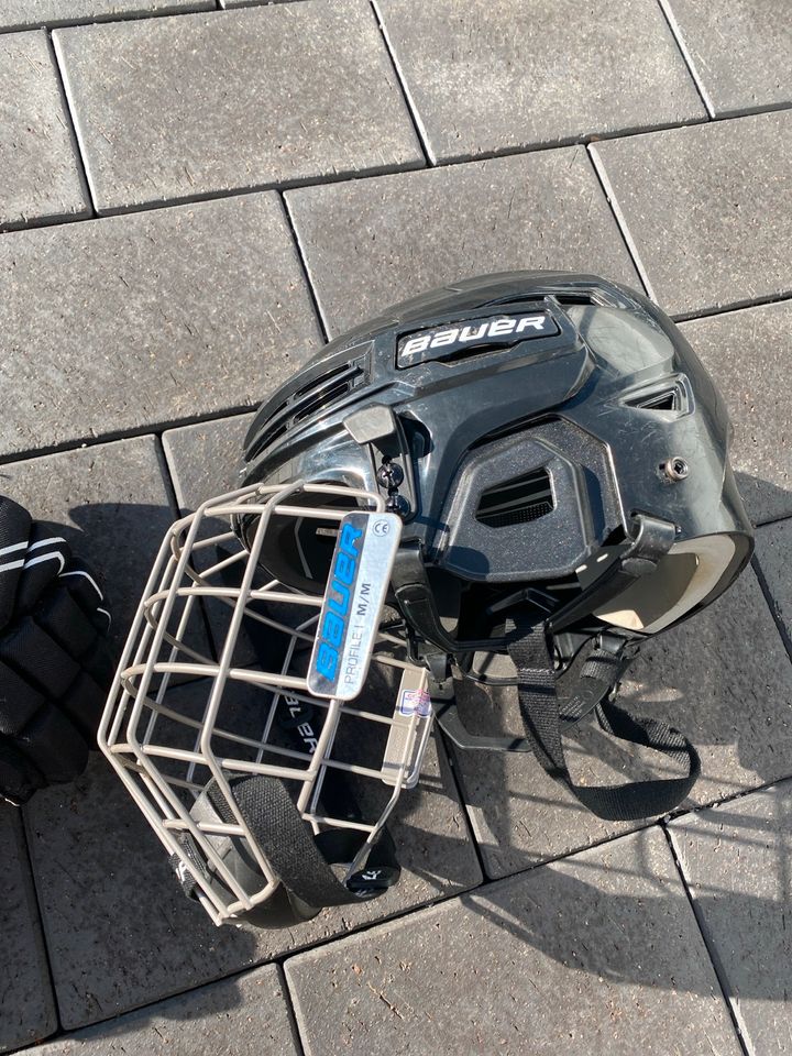 Eishockey Ausrüstung Bauer in Bornheim