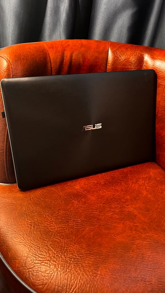 Asus Laptop, i5, GTX, SSD in Hamburg