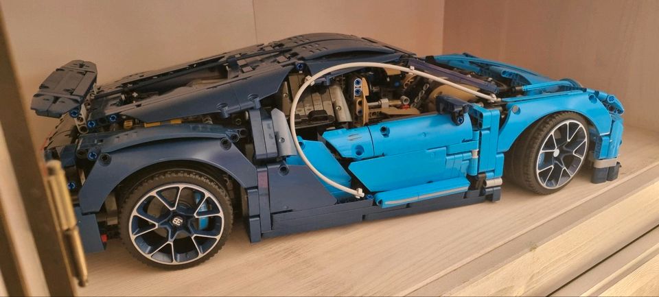 Lego Technic 42115 Lamborghini Sian Lego Technic Bugatti Chiron in Ettringen