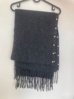 Schal mit Perlen, einmalig getragen, wie neu, dunkelgrau Düsseldorf - Bilk Vorschau