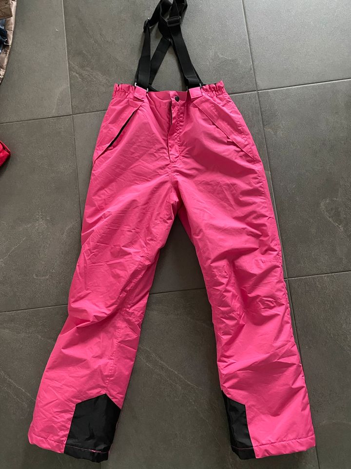 Skihose Skilatzhose pink Größe 170/176 von Crane in Erding