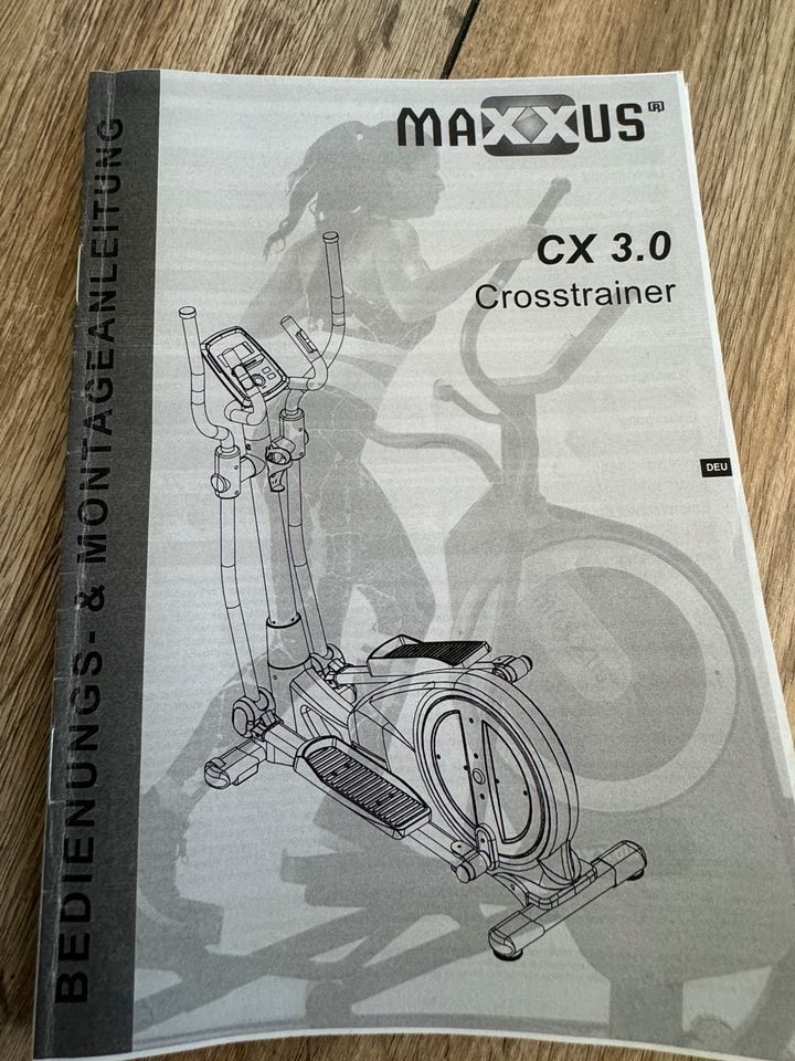 MAXXUS Crosstrainer CX 3.0 - neuwertiger Zustand in Schleiden