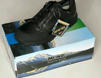 NEU *Meindl* Trekkingschuhe, Wanderschuhe, Größe 41, schwarz Bochum - Bochum-Ost Vorschau