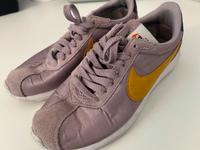Nike Sneaker Roche Run Retro vintage senf gelb blau Berlin - Karlshorst Vorschau