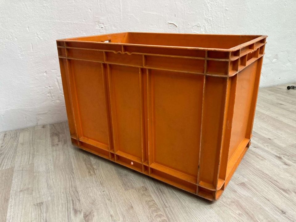 Kasten EF 6420 orange SSI Schäfer gebraucht Box Kiste Lagerkiste in Burbach