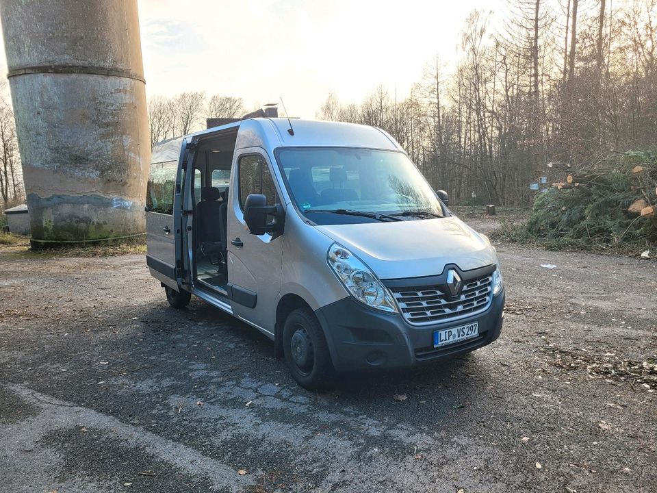 Renault Master 9 Sitzer Bulli mieten in Lemgo