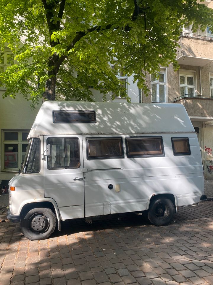 Mercedes Daimler Benz 406 D Düdo Wohnmobil Camper Van in Berlin