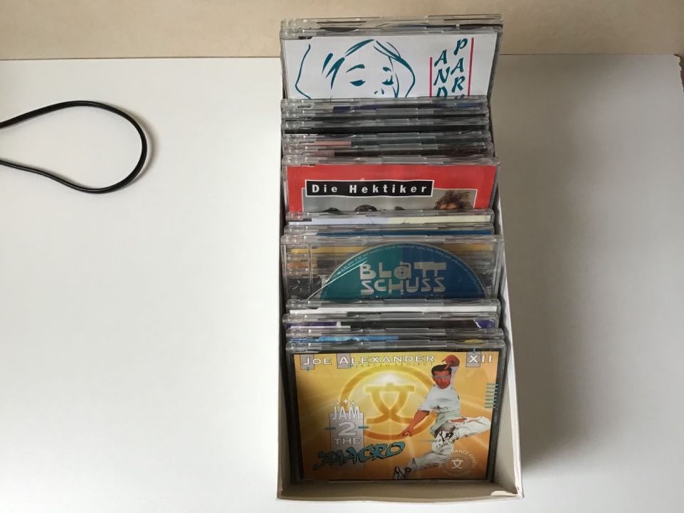 Biete verschiedene ältere CDs - siehe Liste in Garbsen