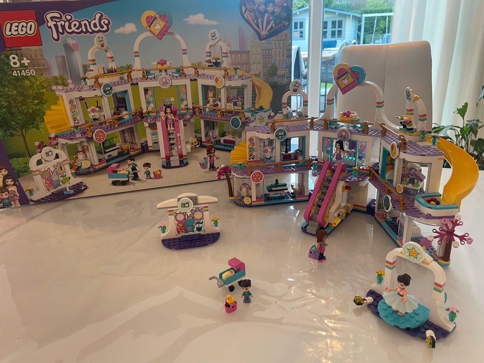 41450 Lego Friends Shopping Center in Neuss