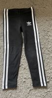 Sporthose Adidas Gr. 104 sehr guter Zustand Nordrhein-Westfalen - Waldfeucht Vorschau