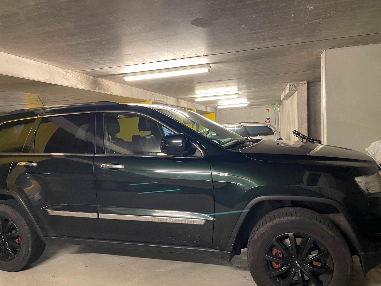 Abbildung des Autos Jeep Grand Cherokee