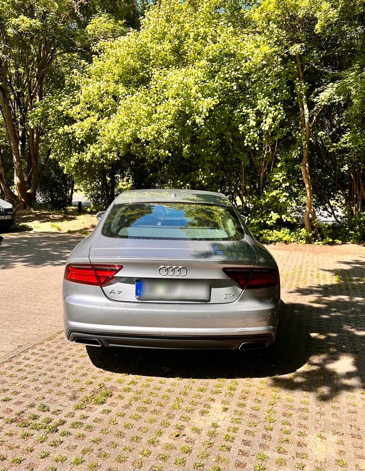 Audi A7 3.0 TDI Ultra 160 KWS Tronic Sportback in Stuttgart