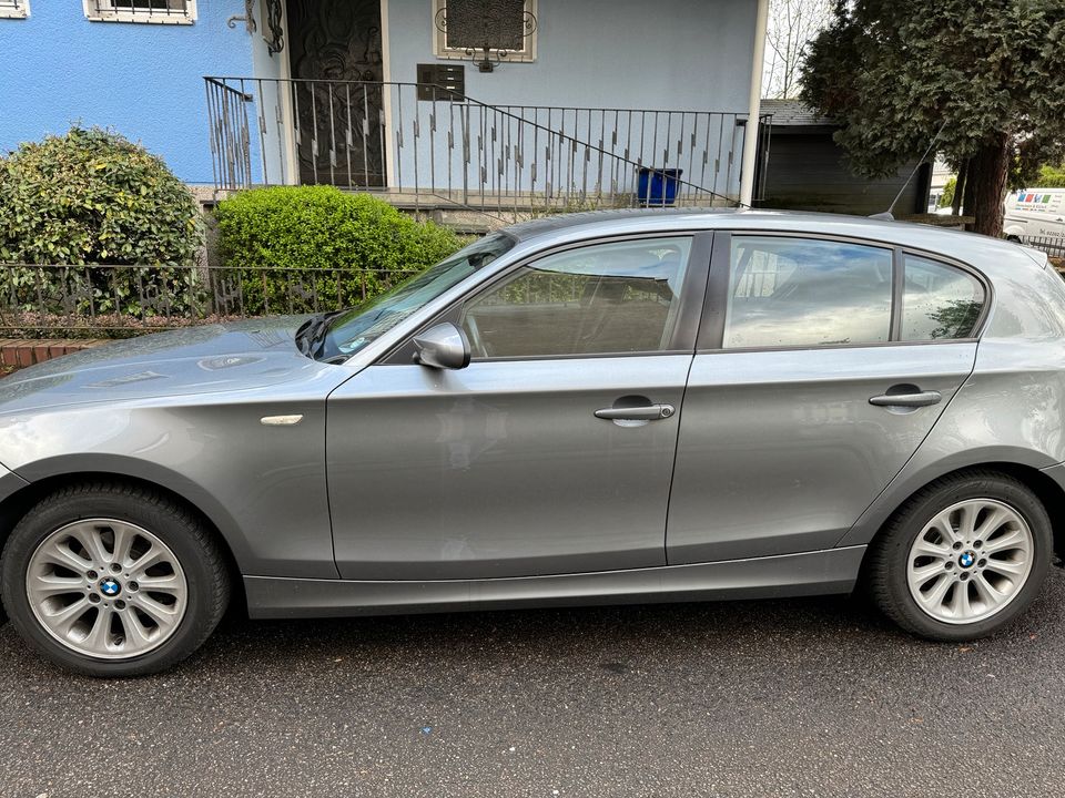 BMW 116i E78 Bj 2009 in Köln