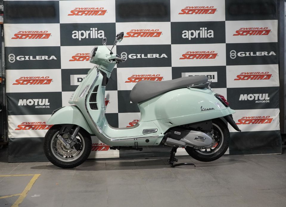 VESPA GTS 125 neu in Kassel