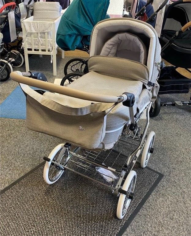 Hesba Condor Coupe Luxus Kinderwagen Beige mit viel Zubehör in Hannover