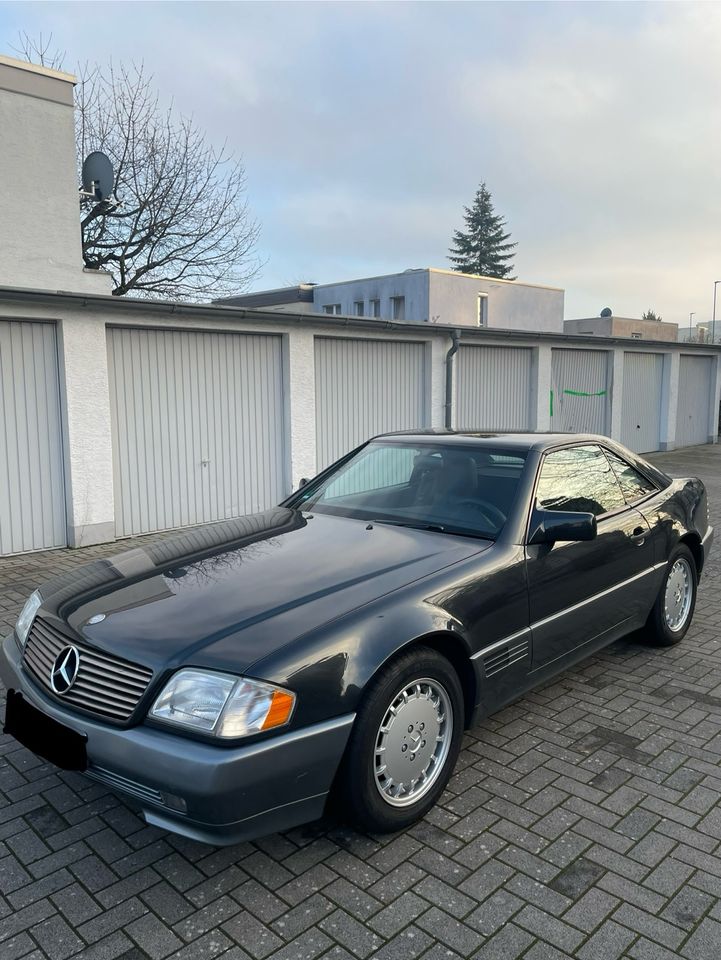 Mercedes-Benz SL 320 in Hanau